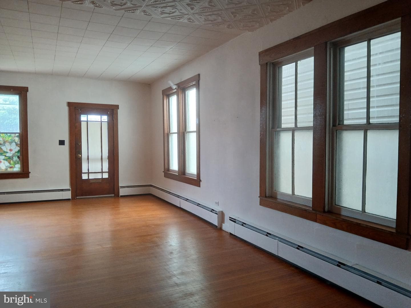 120 Shaw Avenue photo 11