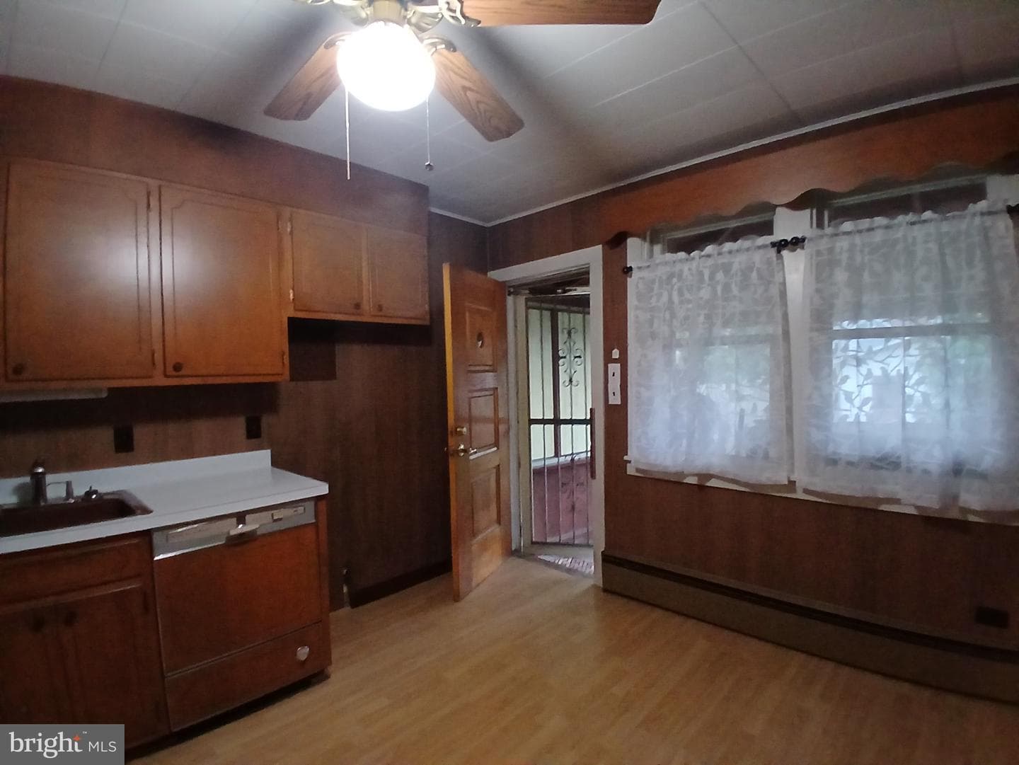 120 Shaw Avenue photo 22
