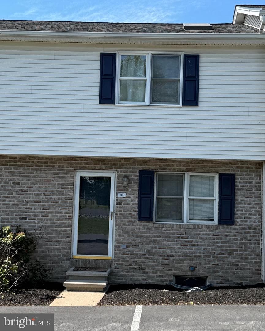 10e Taylor Drive