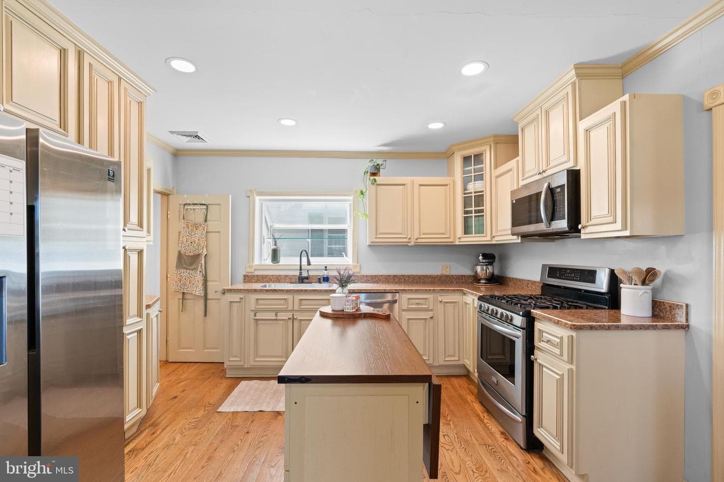 521 S Wayne Street photo 16