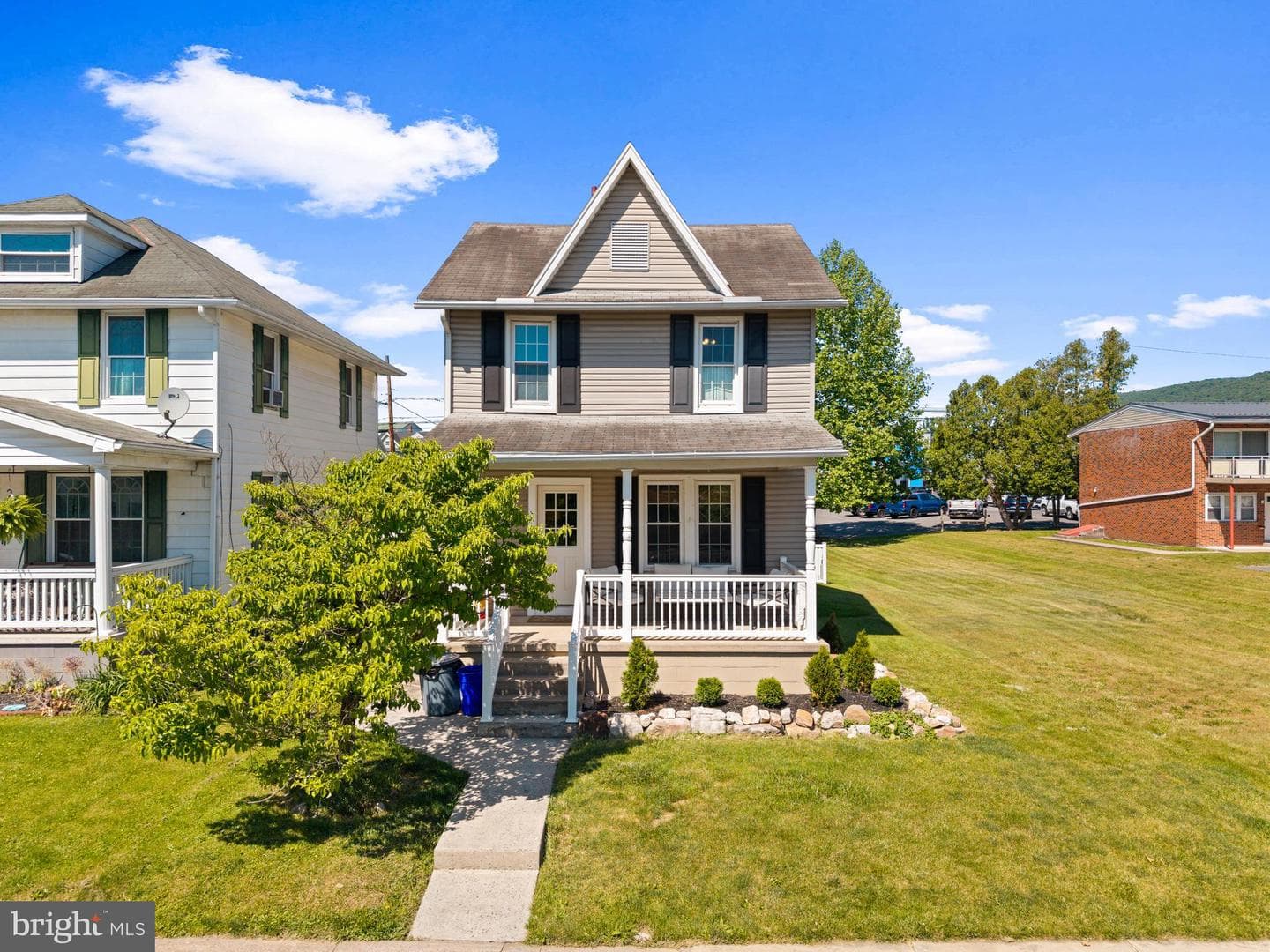 521 S Wayne Street, Lewistown