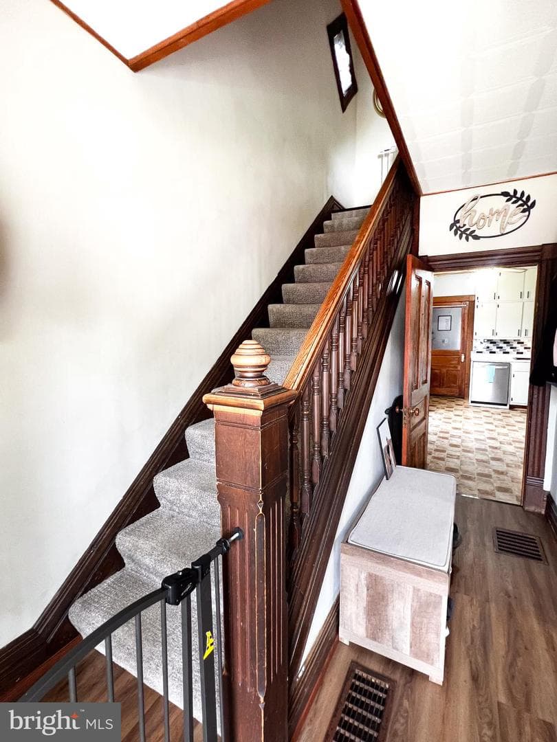 630 Highland Avenue photo 13