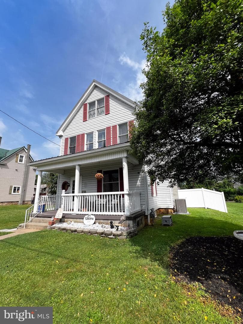 630 Highland Avenue, Lewistown