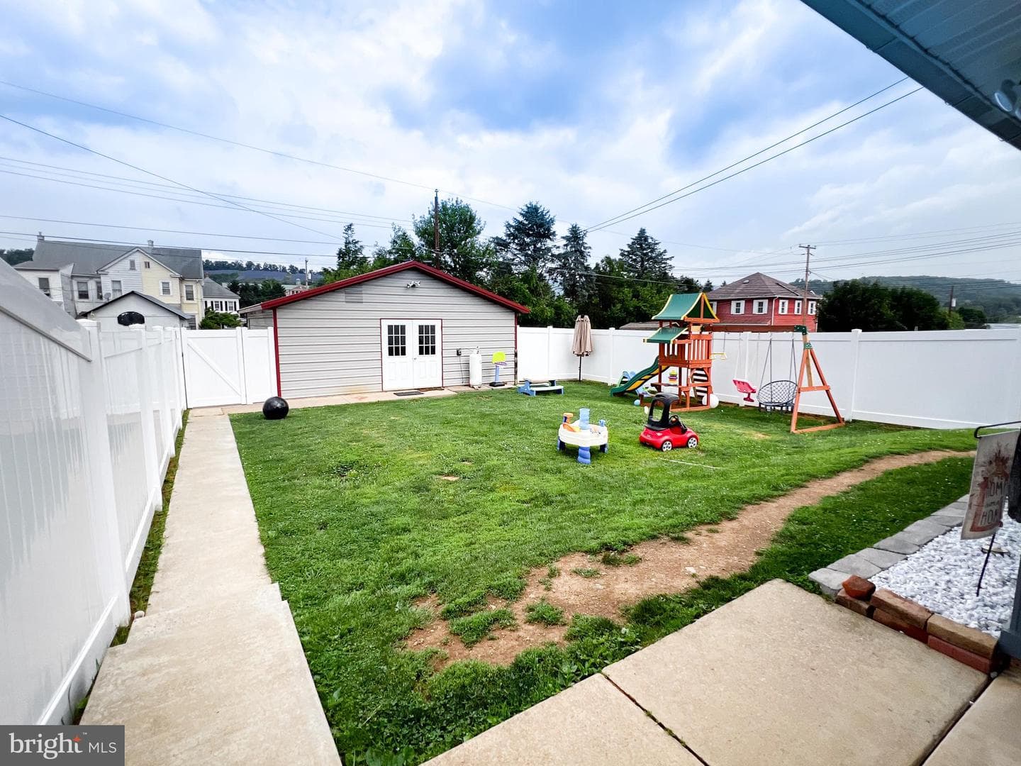 630 Highland Avenue photo 8