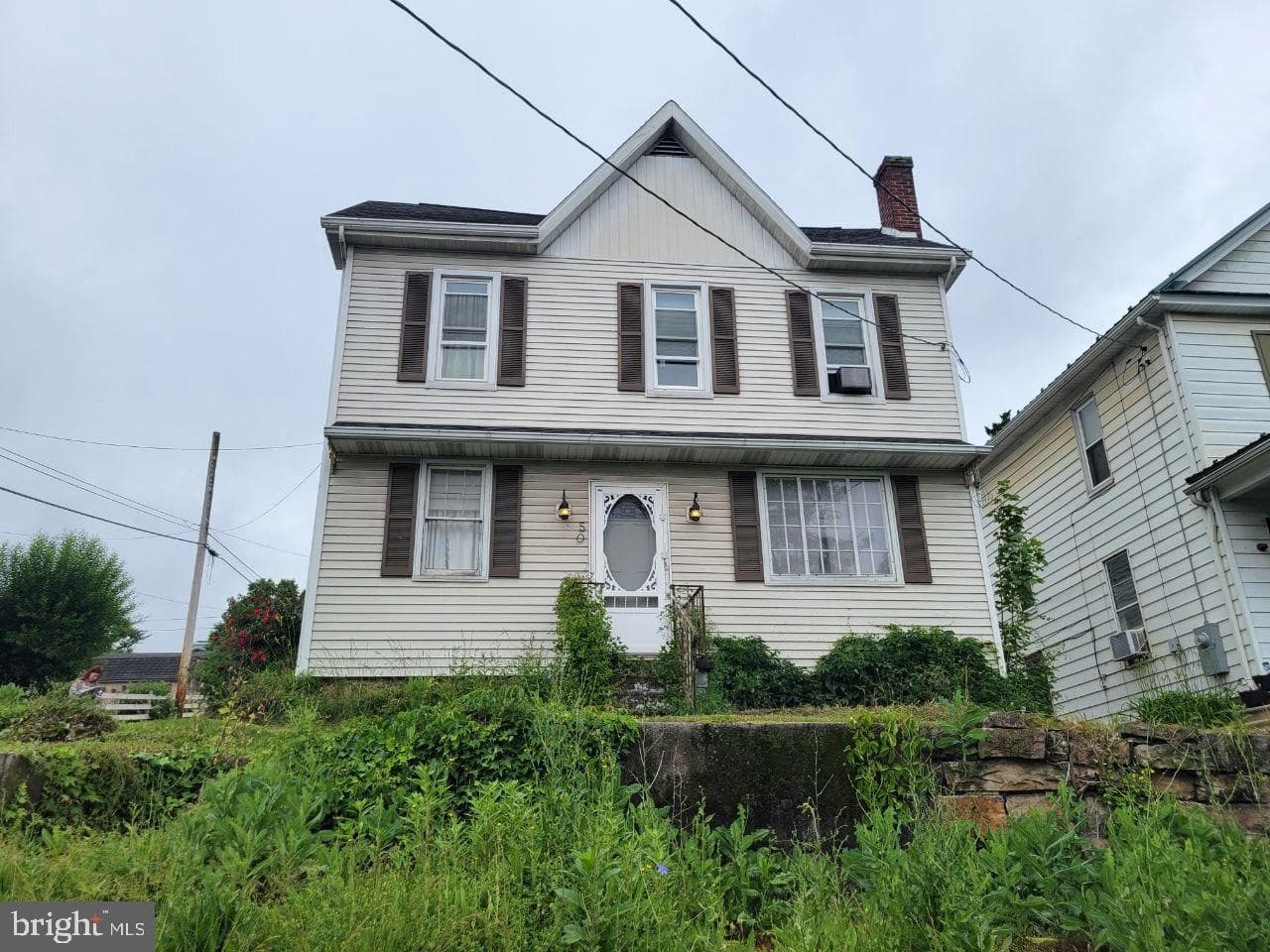 50 S Mann Avenue photo 4