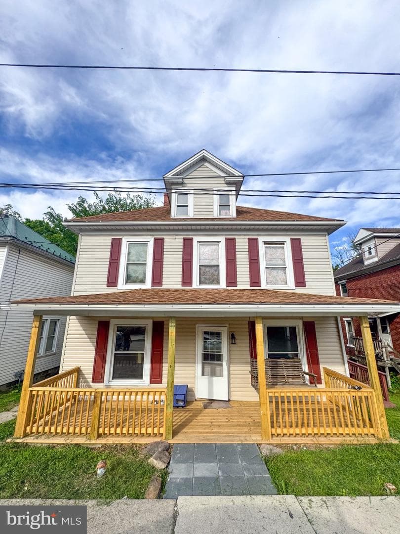 125 N Main Street, Yeagertown