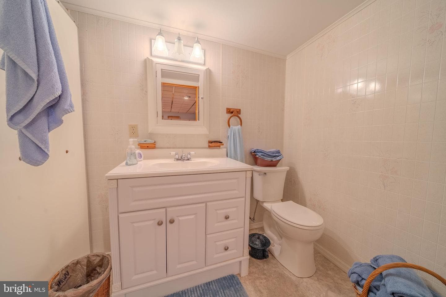 4668 Route 103 N photo 16