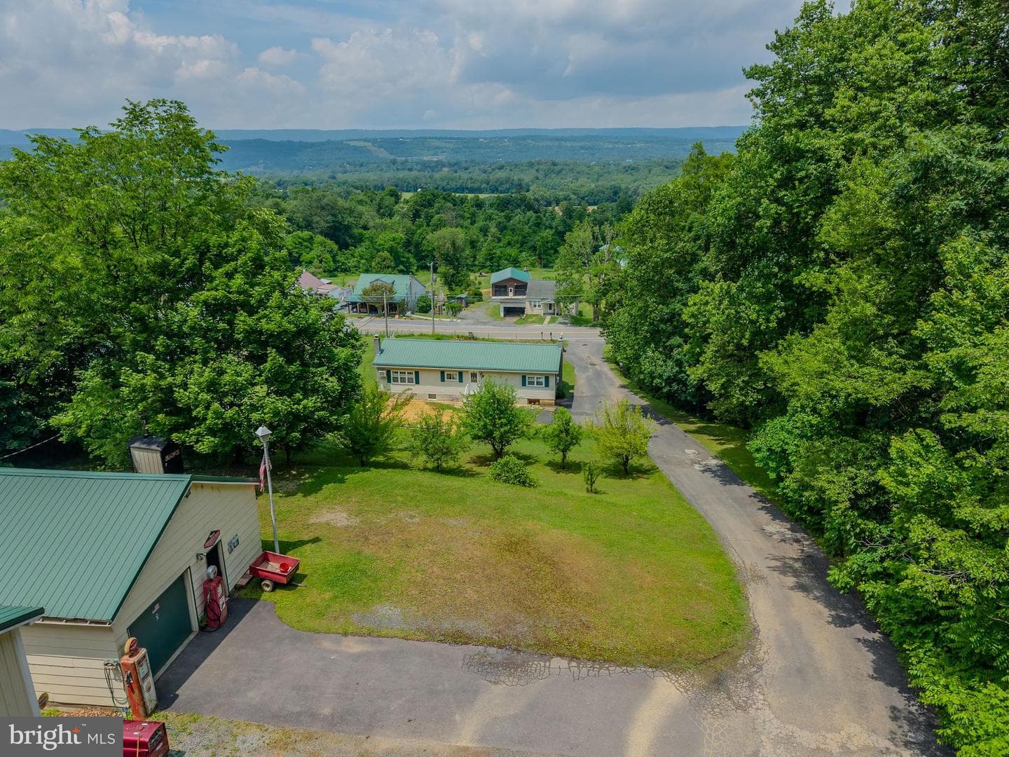 4668 Route 103 N photo 69