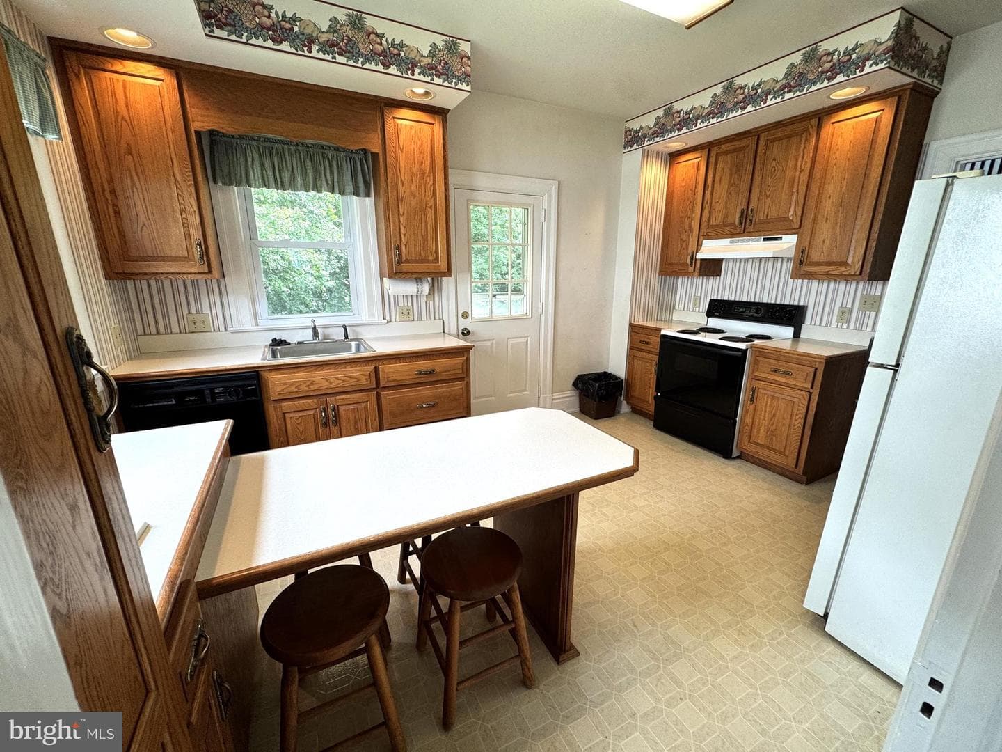 138 Walnut Street photo 10