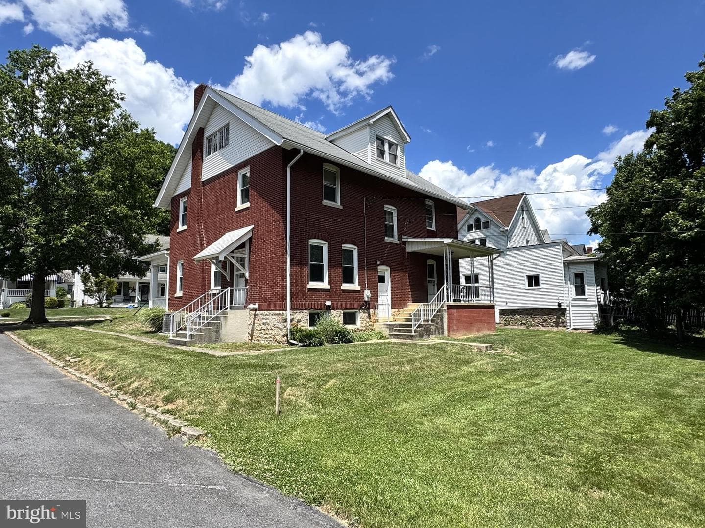 138 Walnut Street photo 31