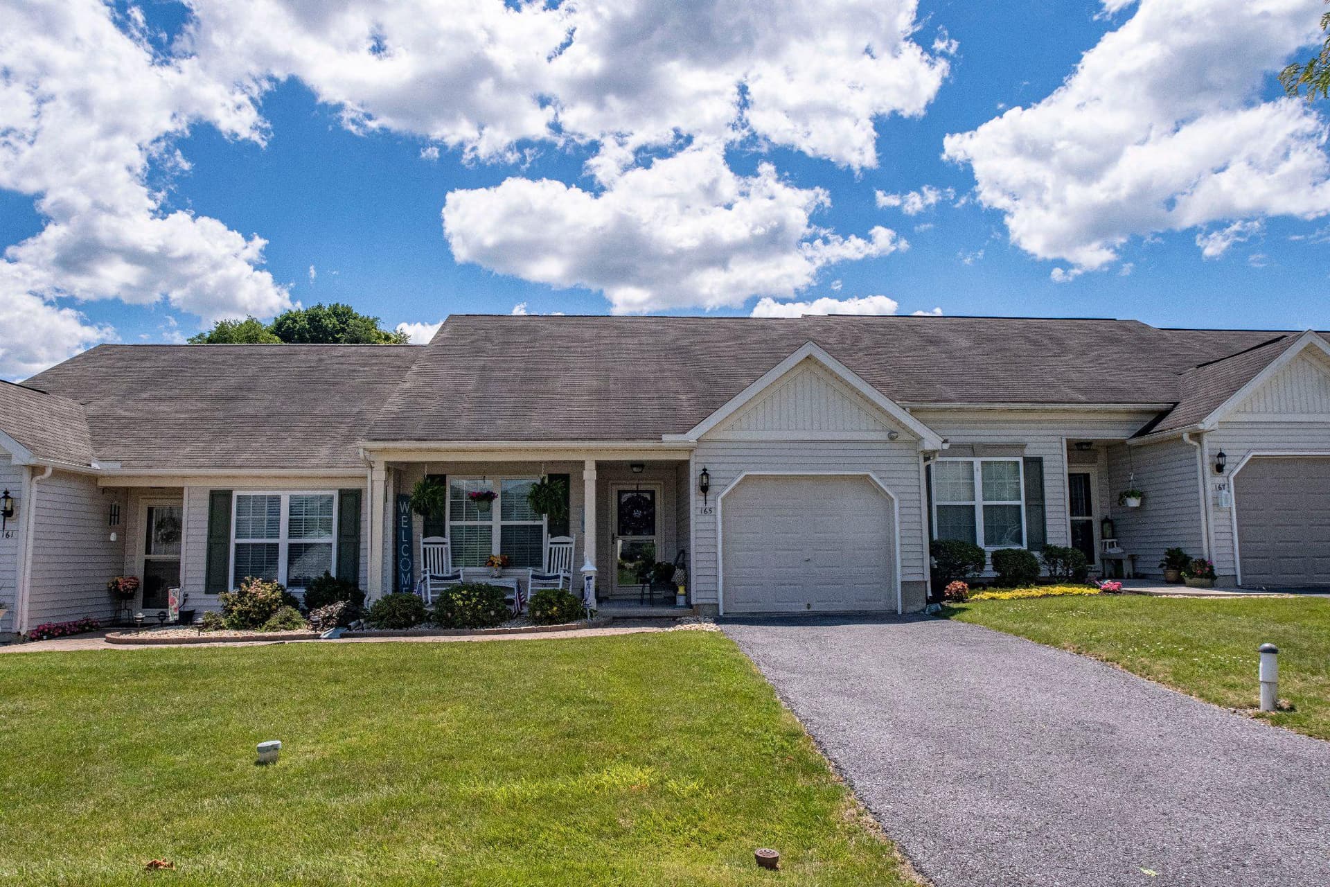 165 Cambridge Lane, Lewistown
