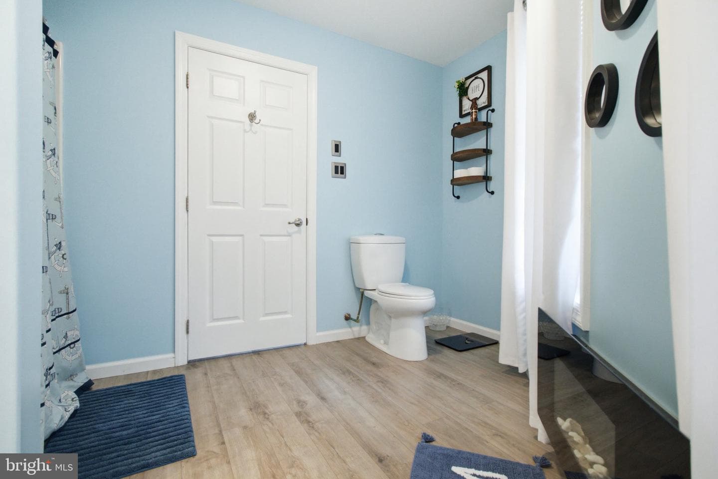 203 Front Drive photo 27