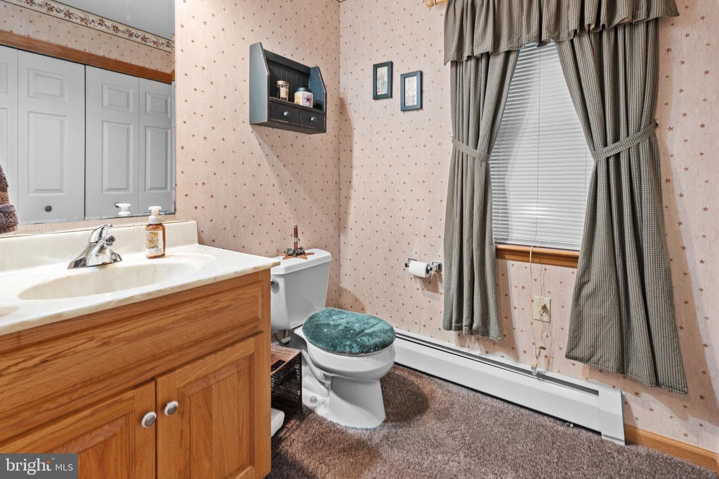 59 Delving photo 15