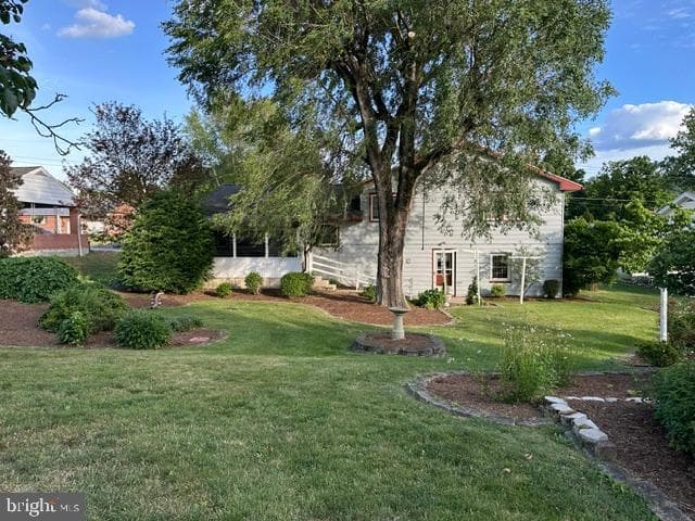 328 Cottage Place photo 10
