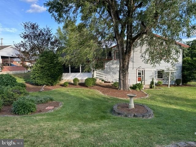328 Cottage Place photo 11