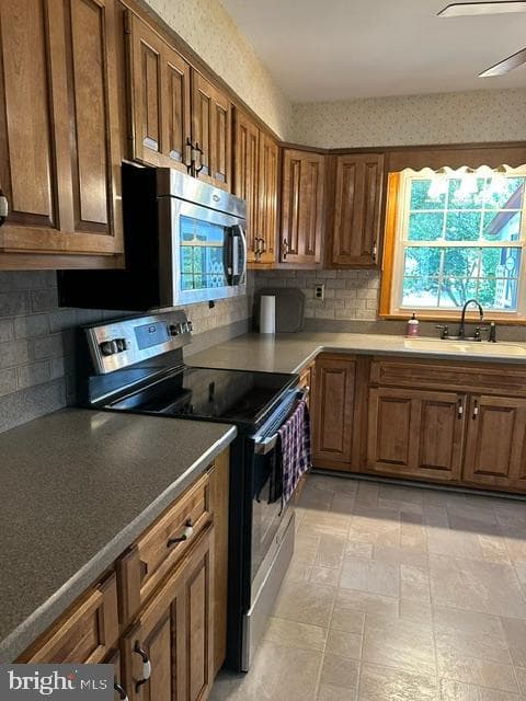 328 Cottage Place photo 21
