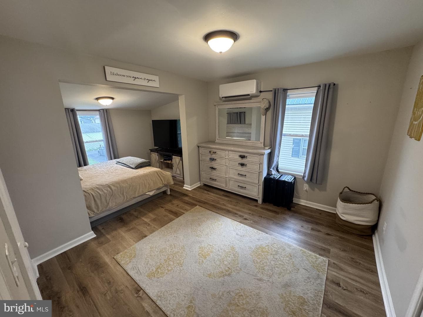 206 5th Avenue photo 34