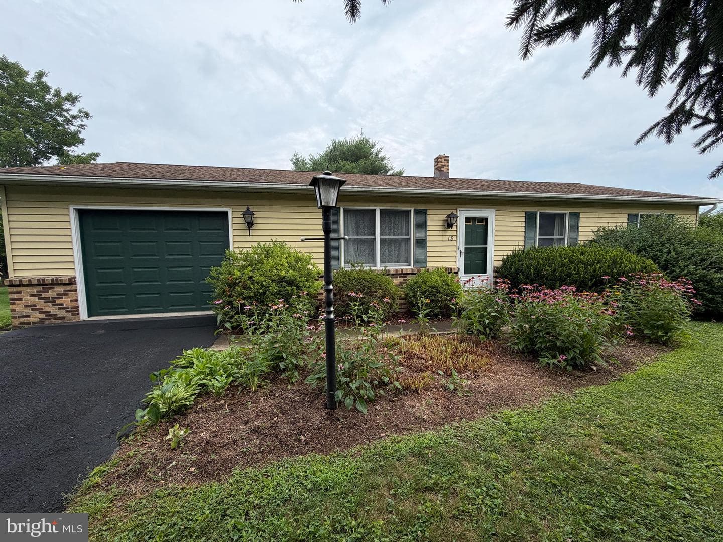 18 Bonnie Lane, Reedsville