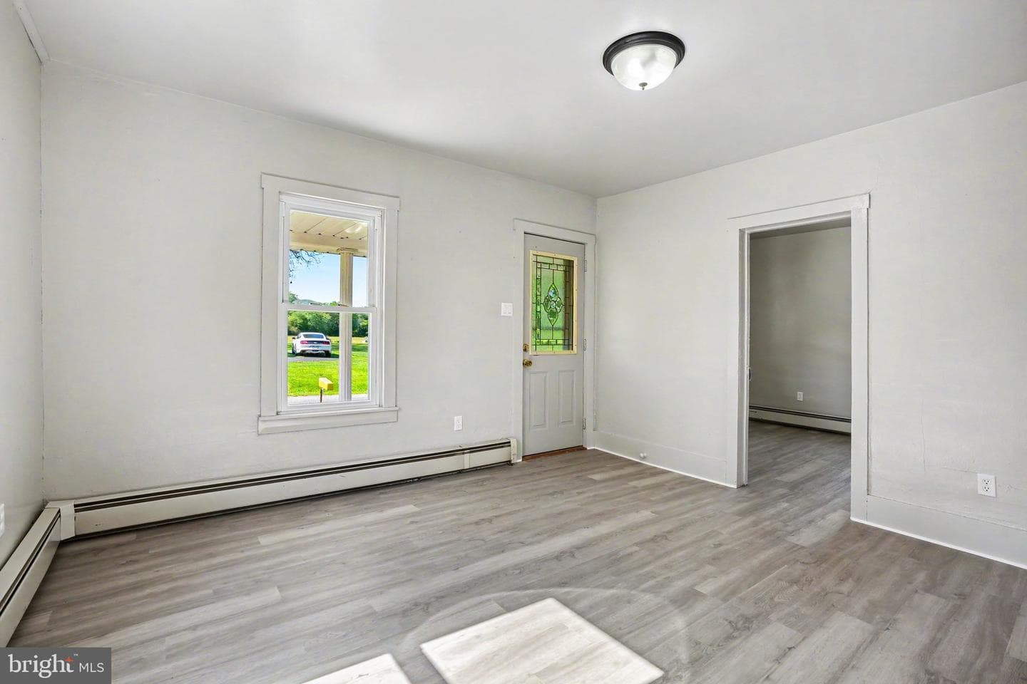 1441 N River Road photo 12