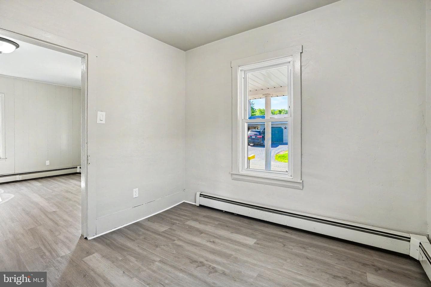 1441 N River Road photo 14