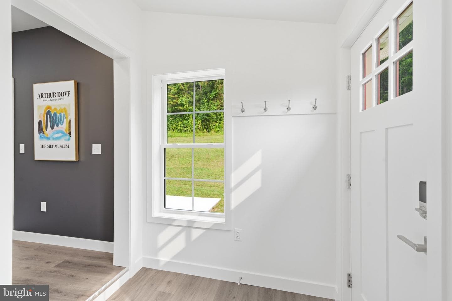 667 Summit Road photo 10