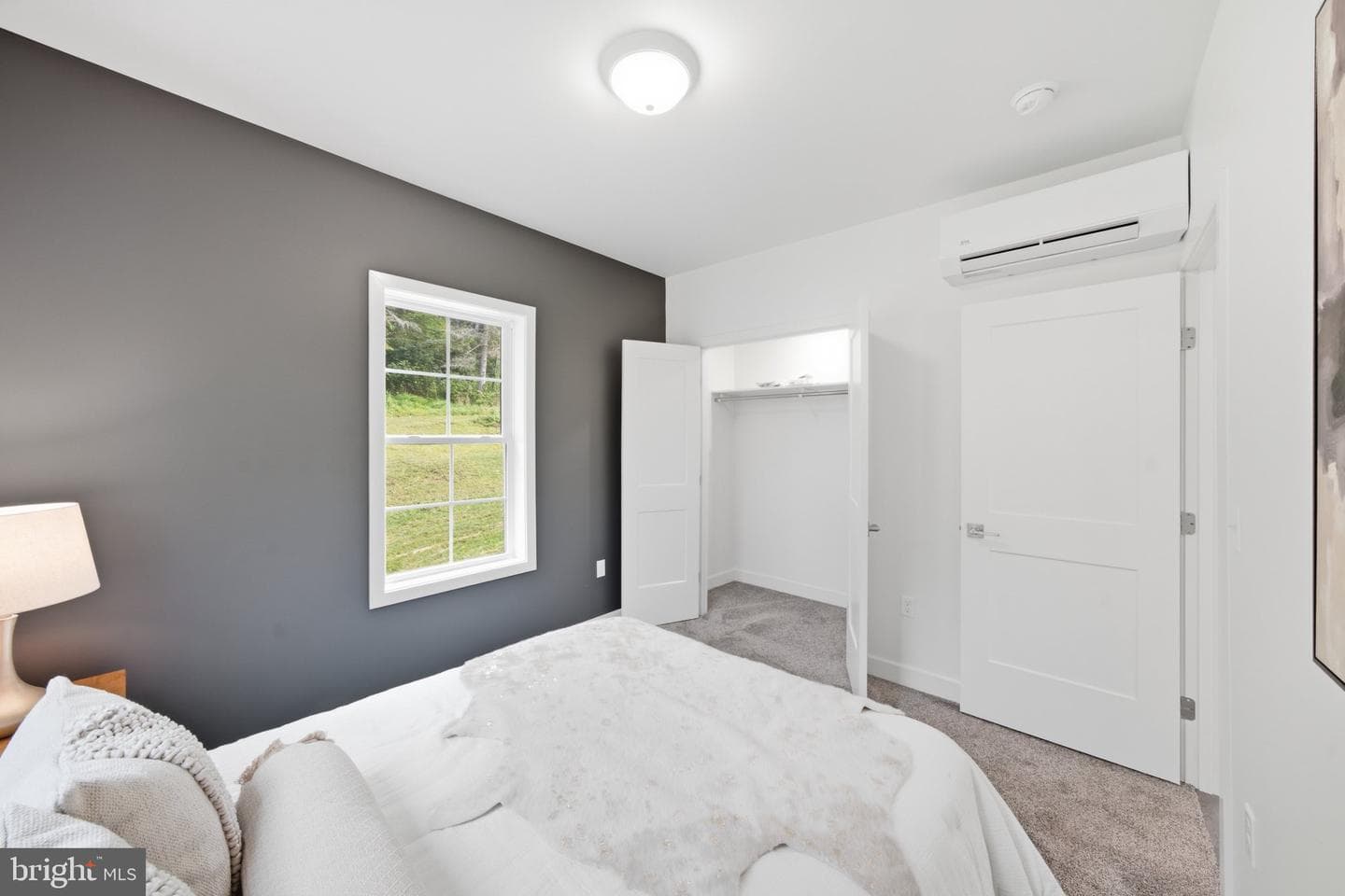 667 Summit Road photo 21