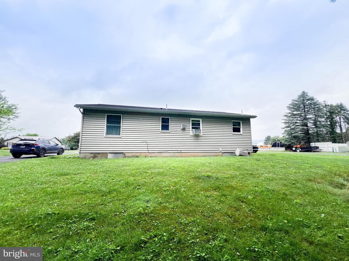 120 Liberty Lane photo 27