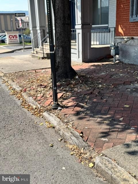 16 N Brown St photo 11