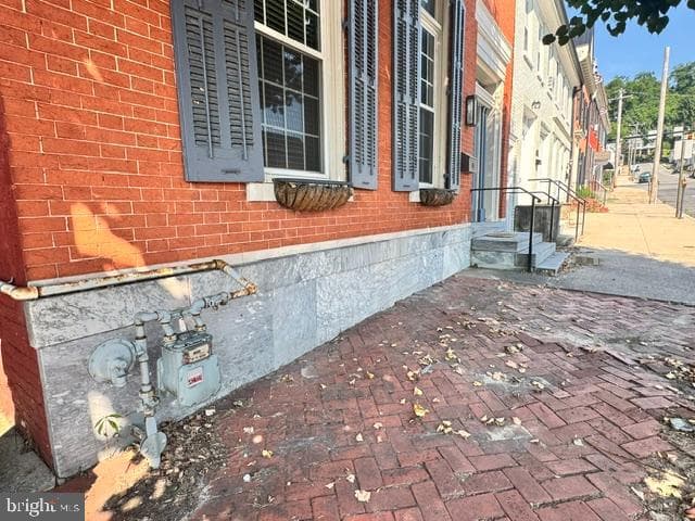 16 N Brown St photo 17