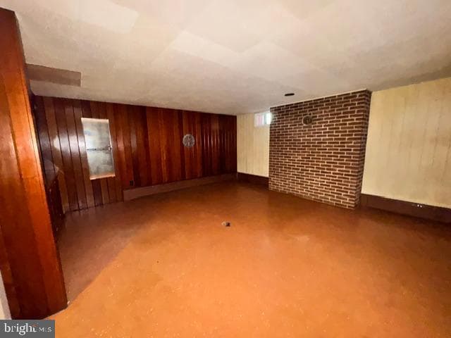 16 N Brown St photo 36
