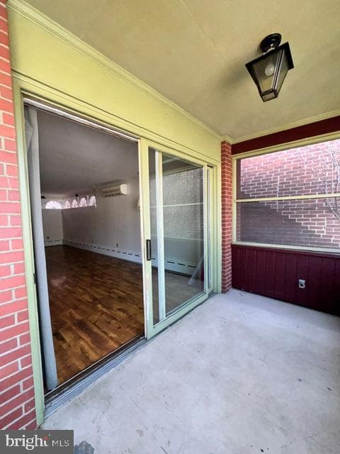 16 N Brown St photo 71