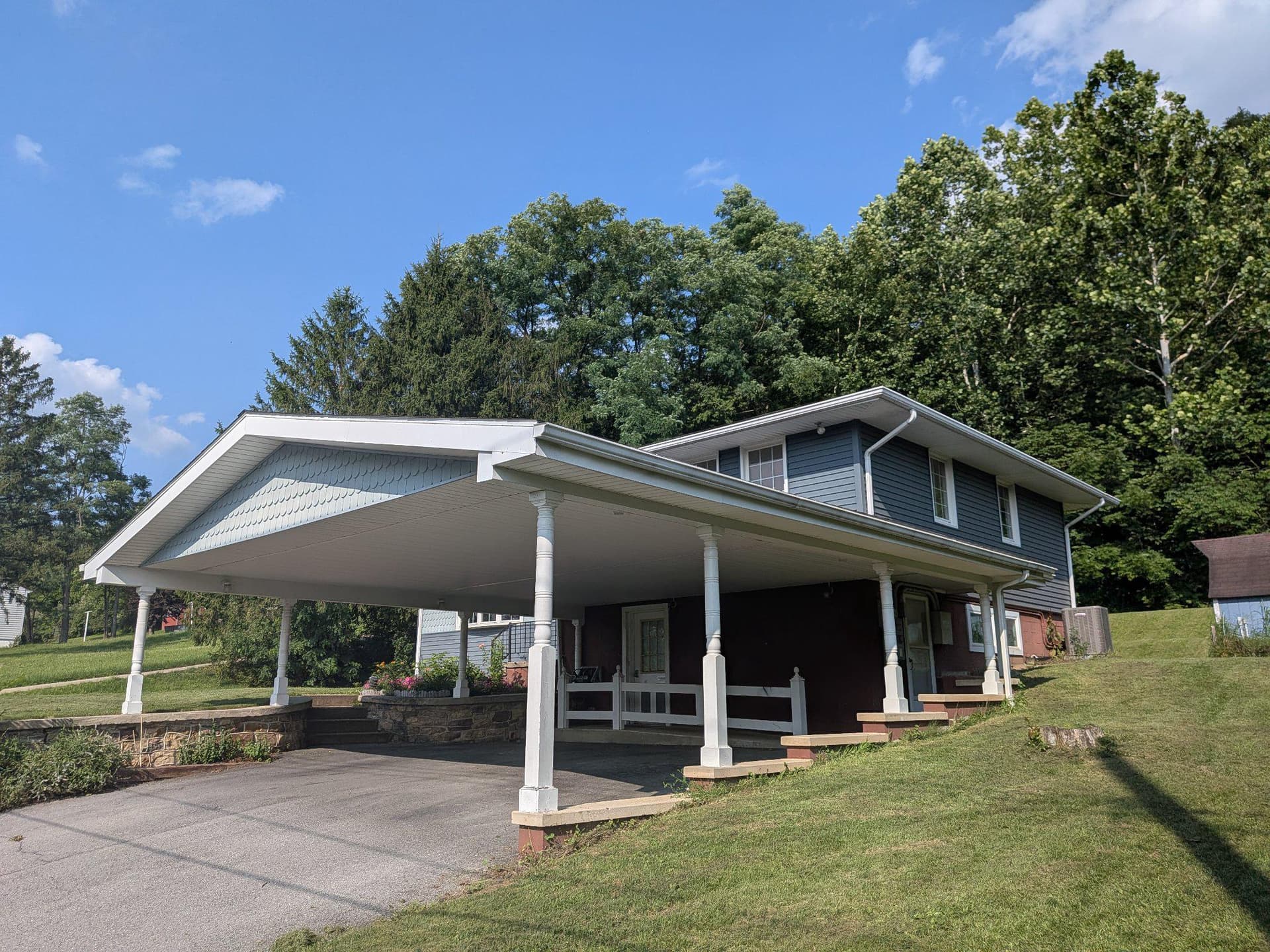 126 Brannon Lane, Lewistown