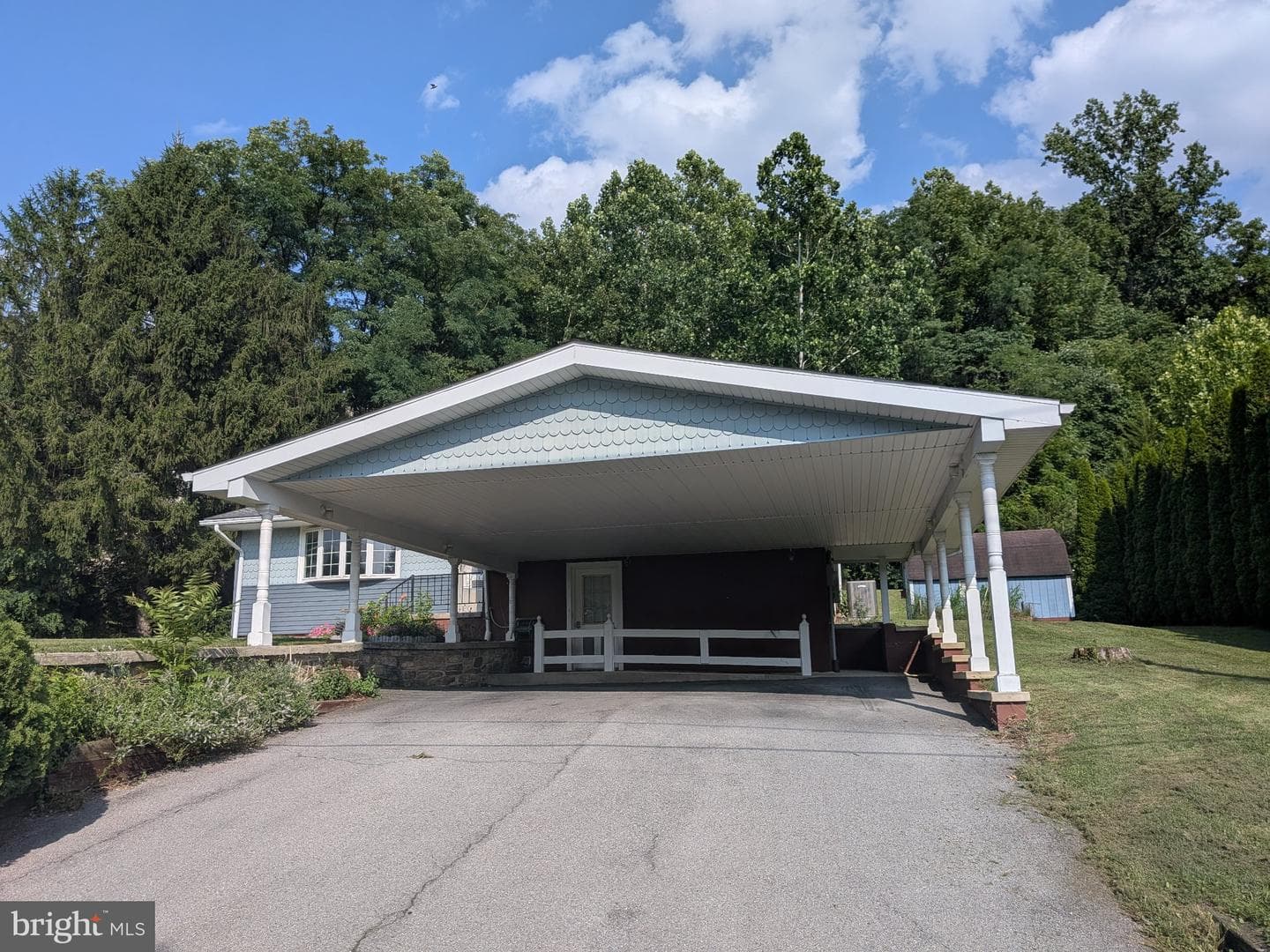 126 Brannon Lane photo 6