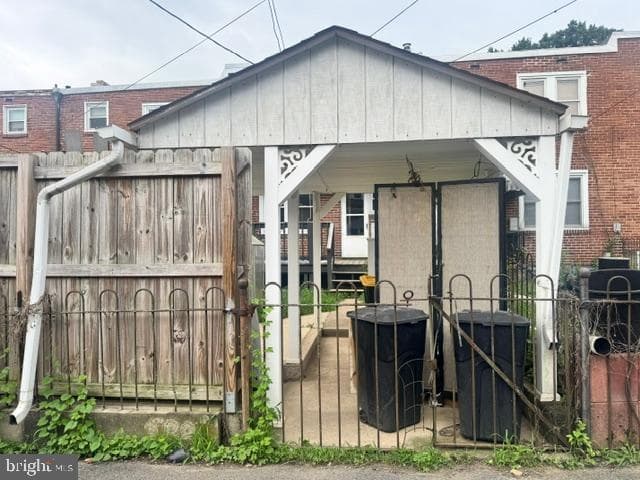 106 Delaware Ave photo 10