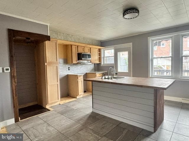 106 Delaware Ave photo 13