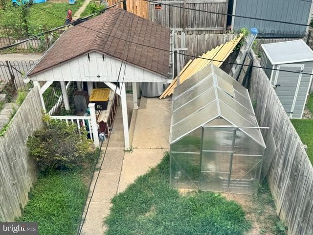 106 Delaware Ave photo 30