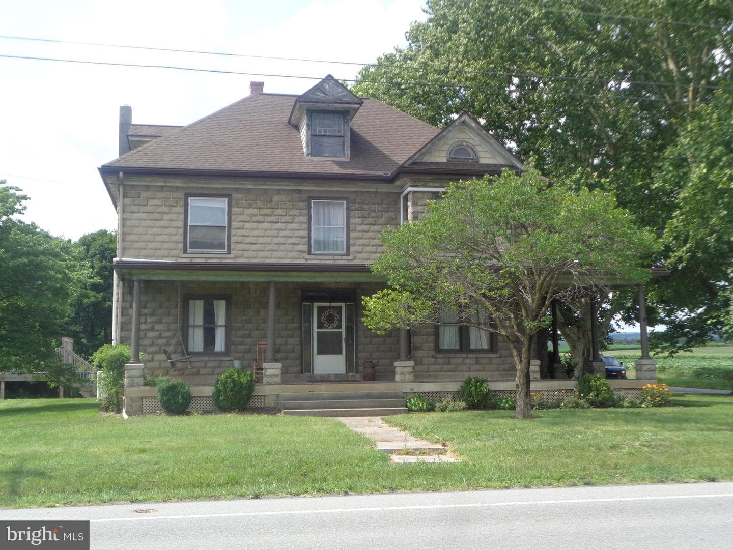2272 Green Lane photo 1