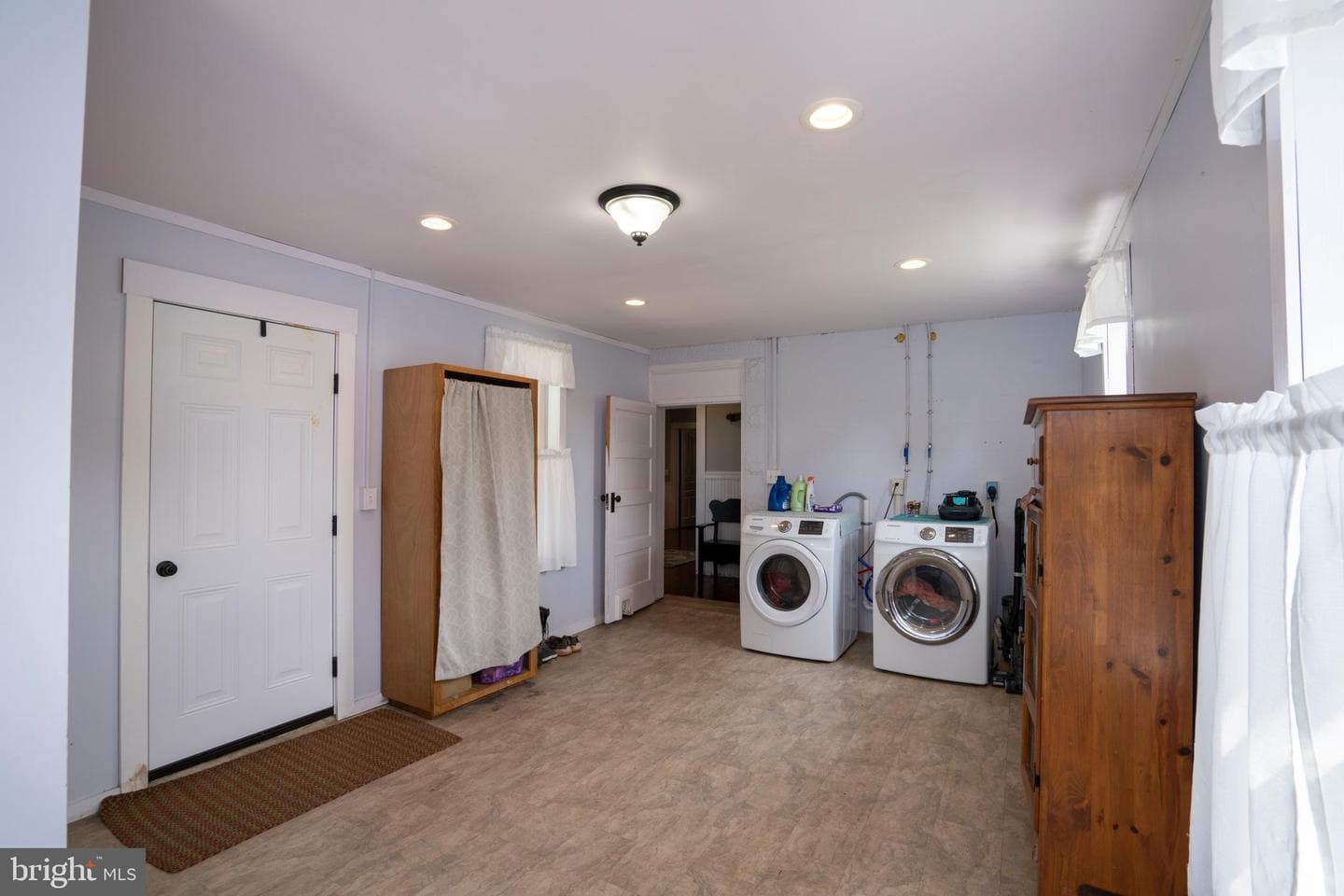 2272 Green Lane photo 32