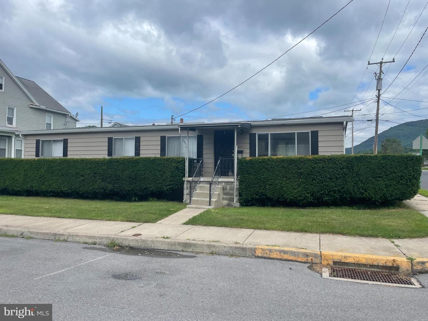 115 2nd Avenue