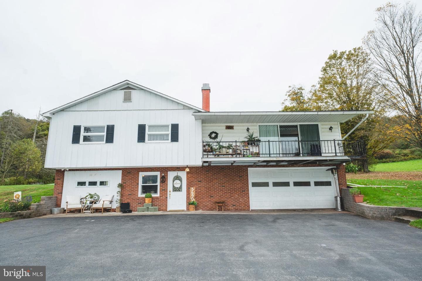5690 Route 46