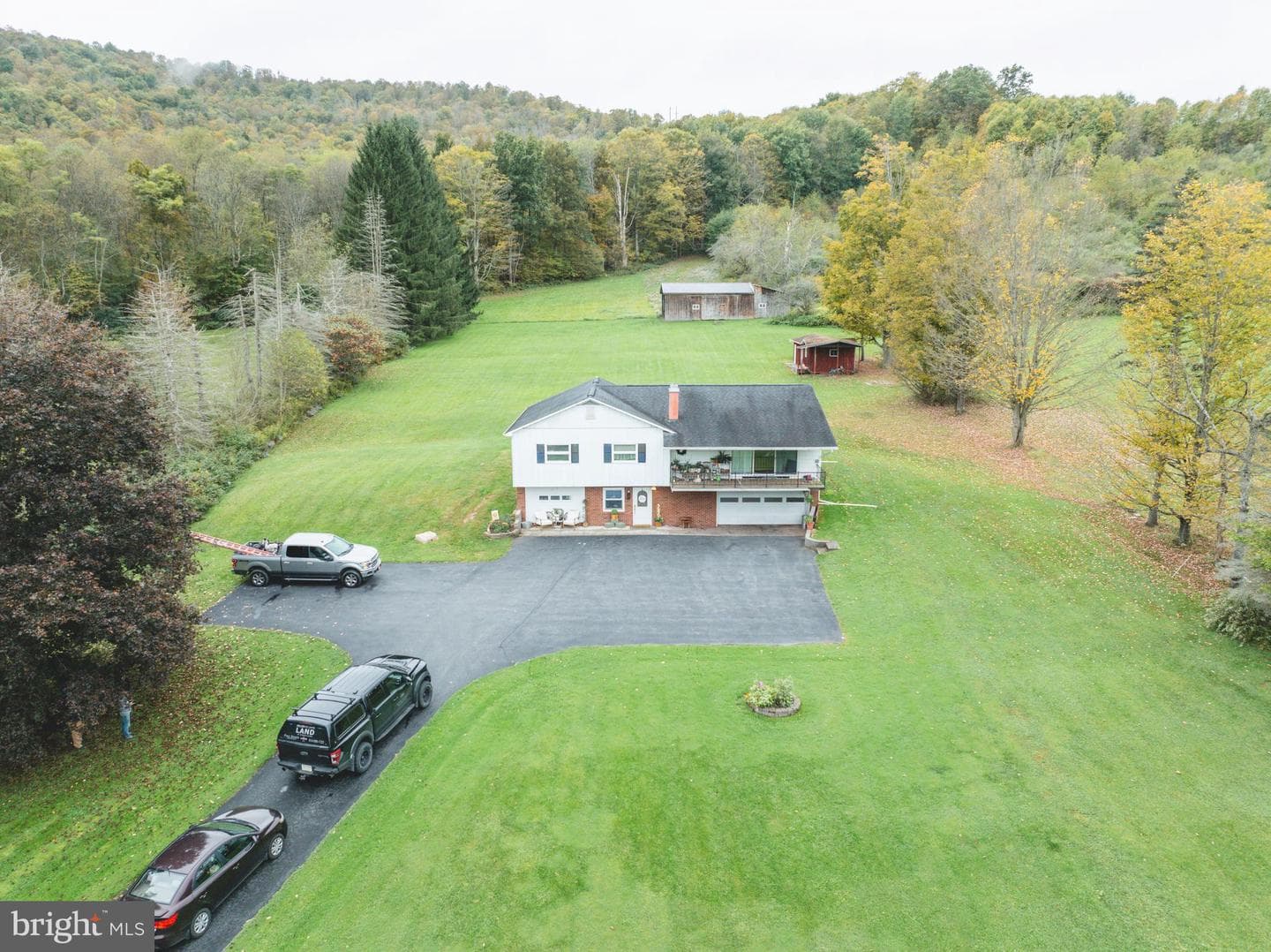 5690 Route 46 photo 4