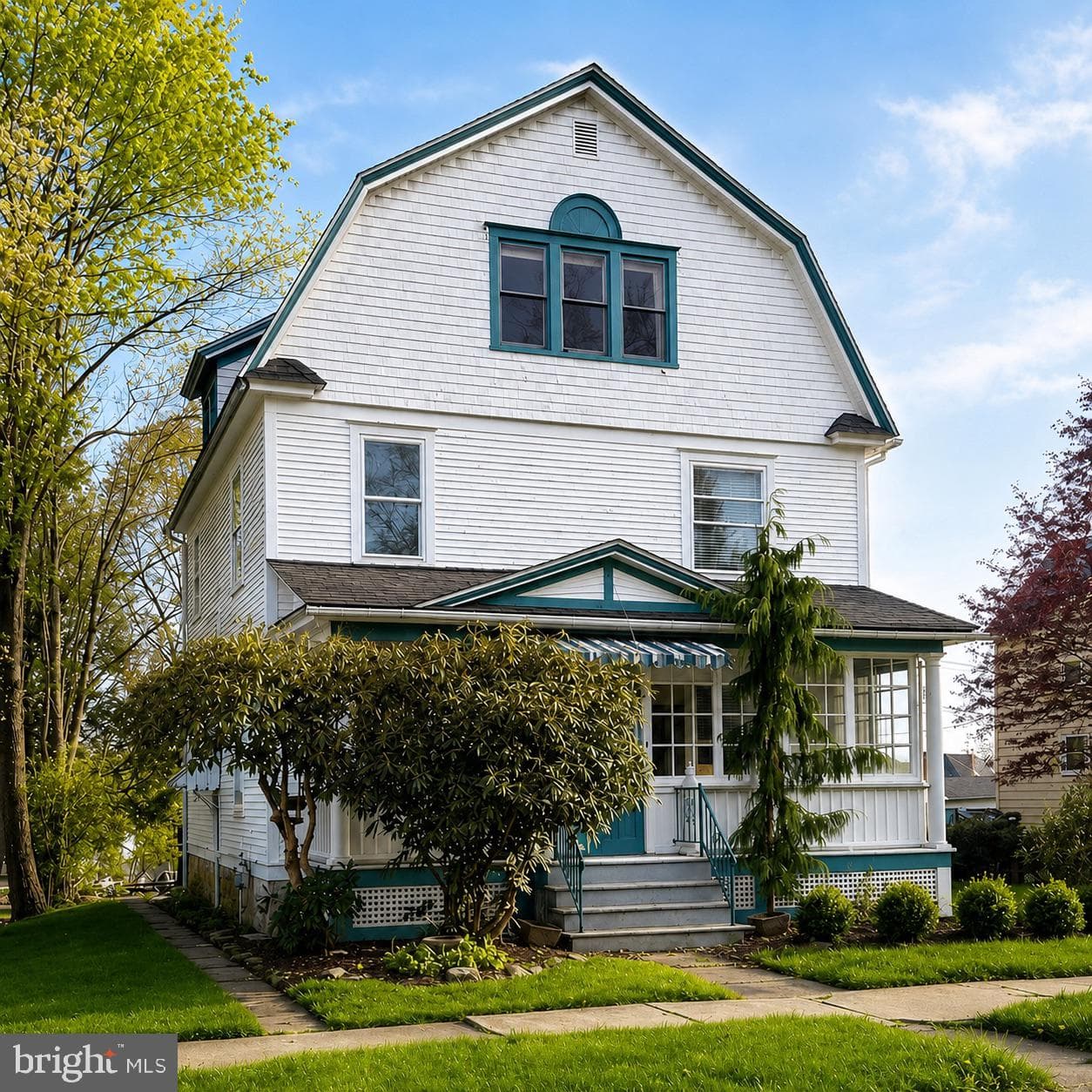112 Pine Ave photo 1
