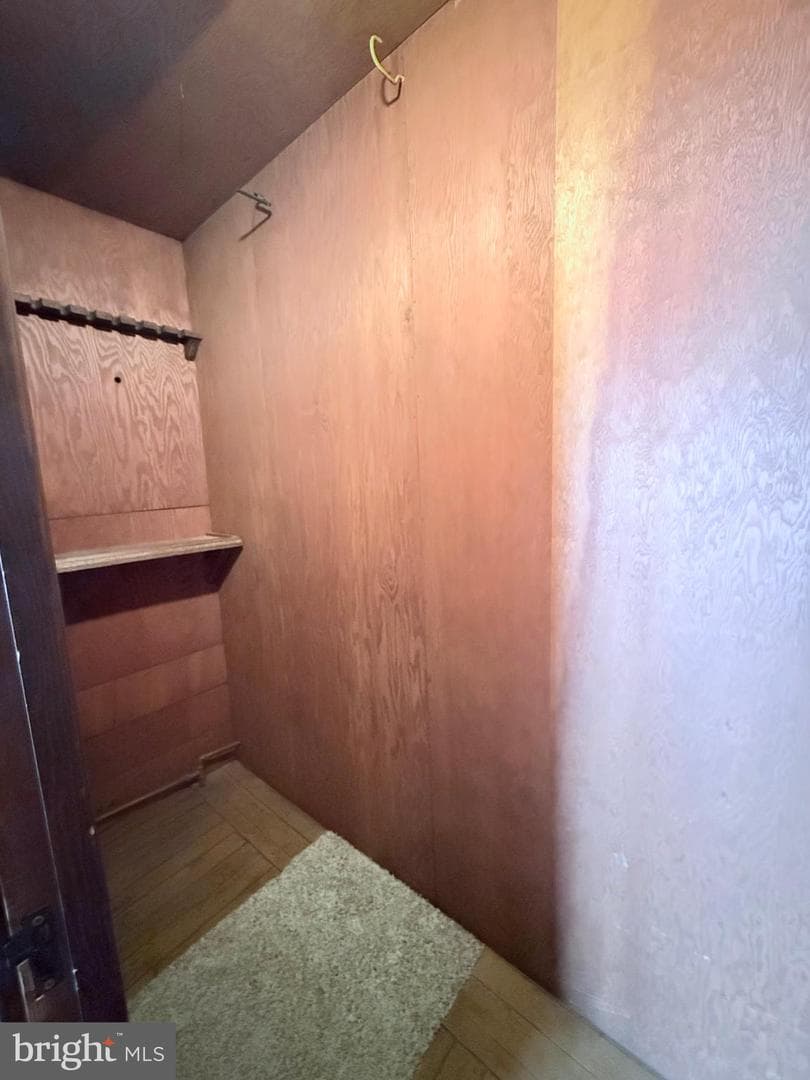 112 Pine Ave photo 30