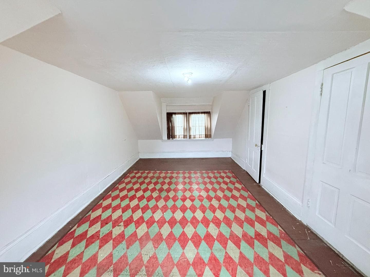 439 Bayard Street photo 14