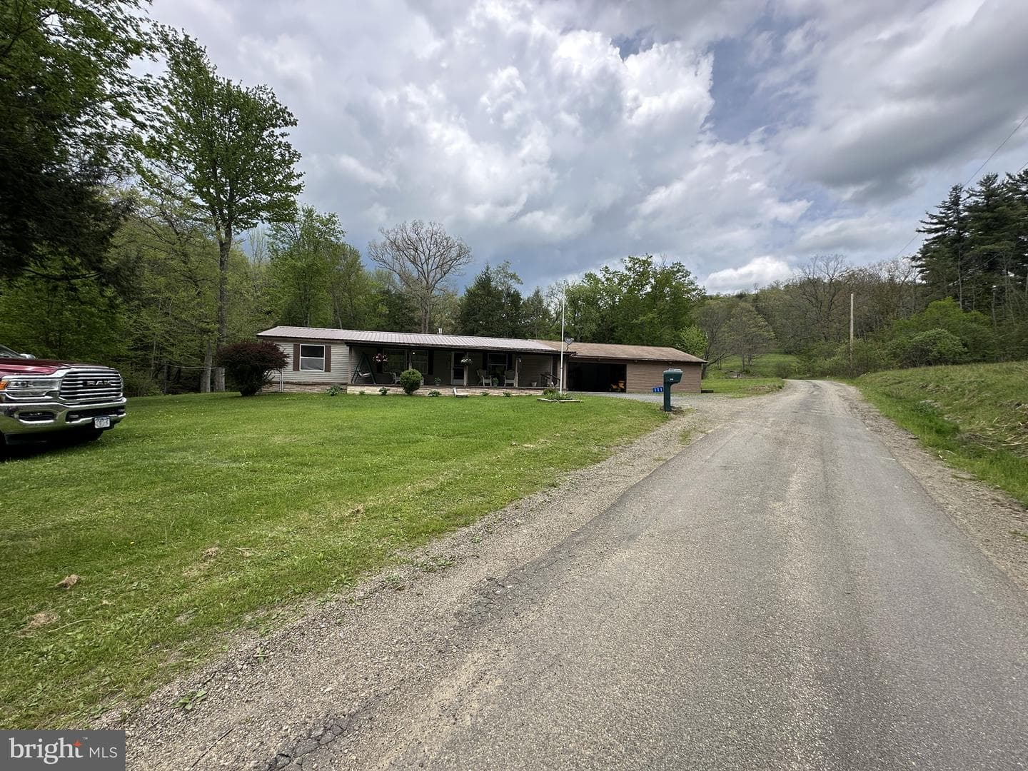 111 Rob Roy Road photo 2