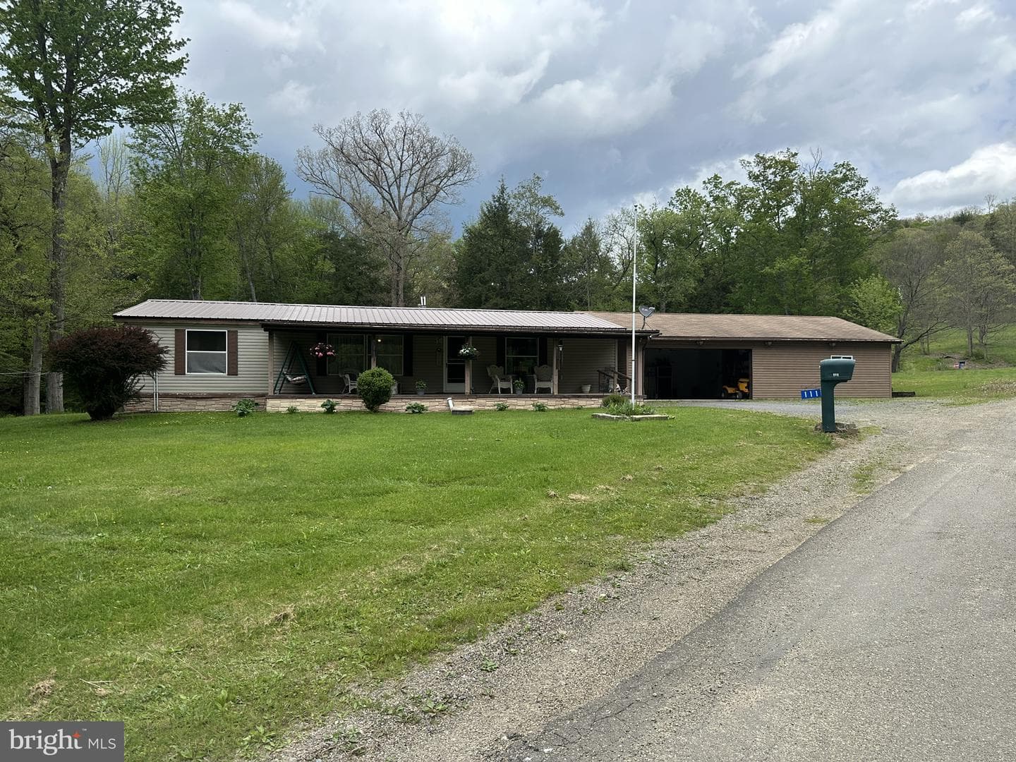 111 Rob Roy Road photo 4