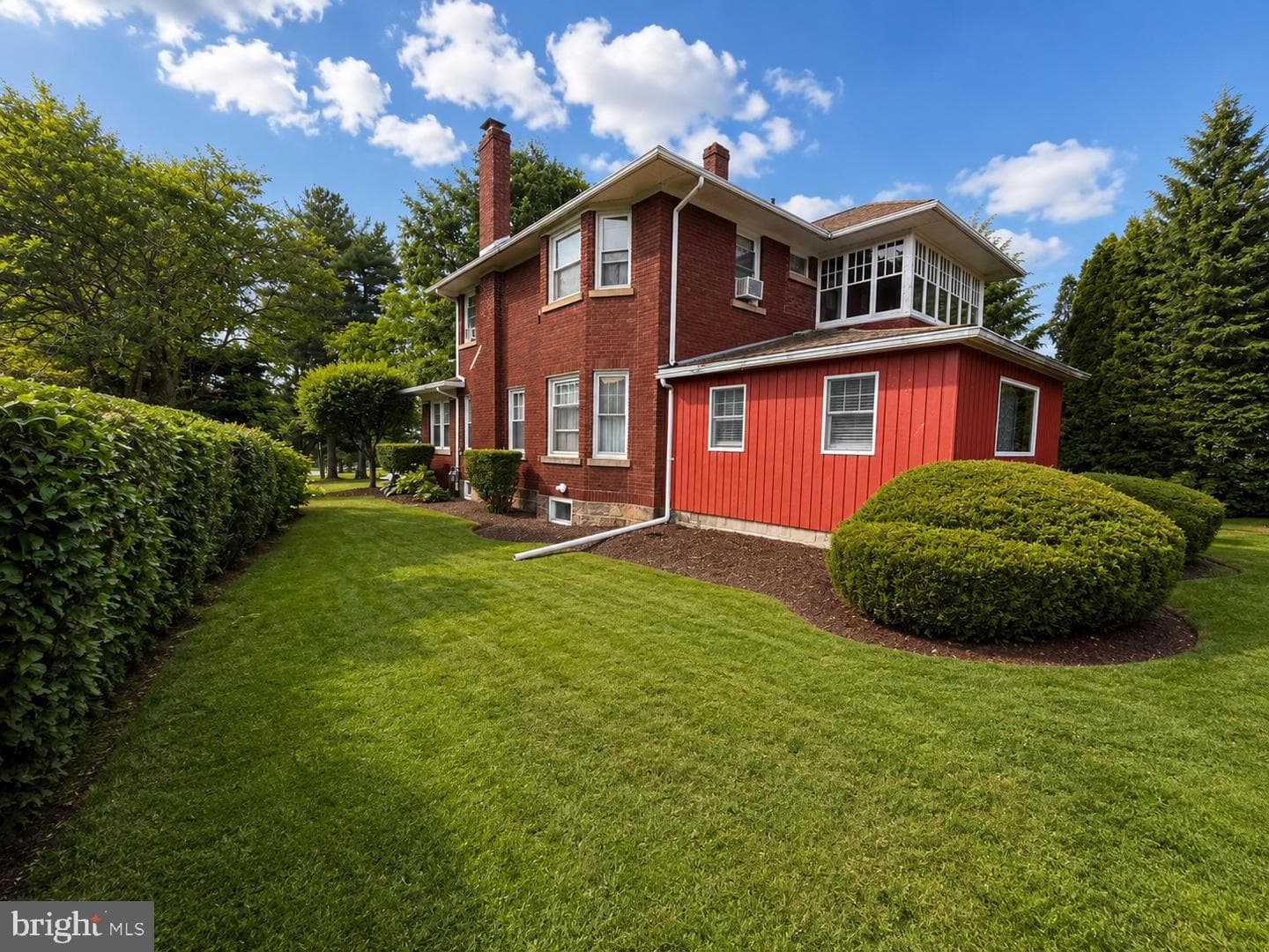 52 Birch Street photo 3