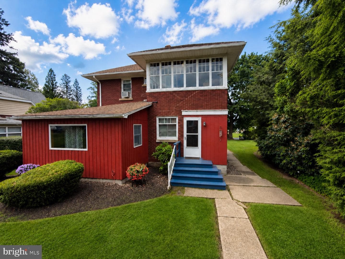 52 Birch Street photo 5