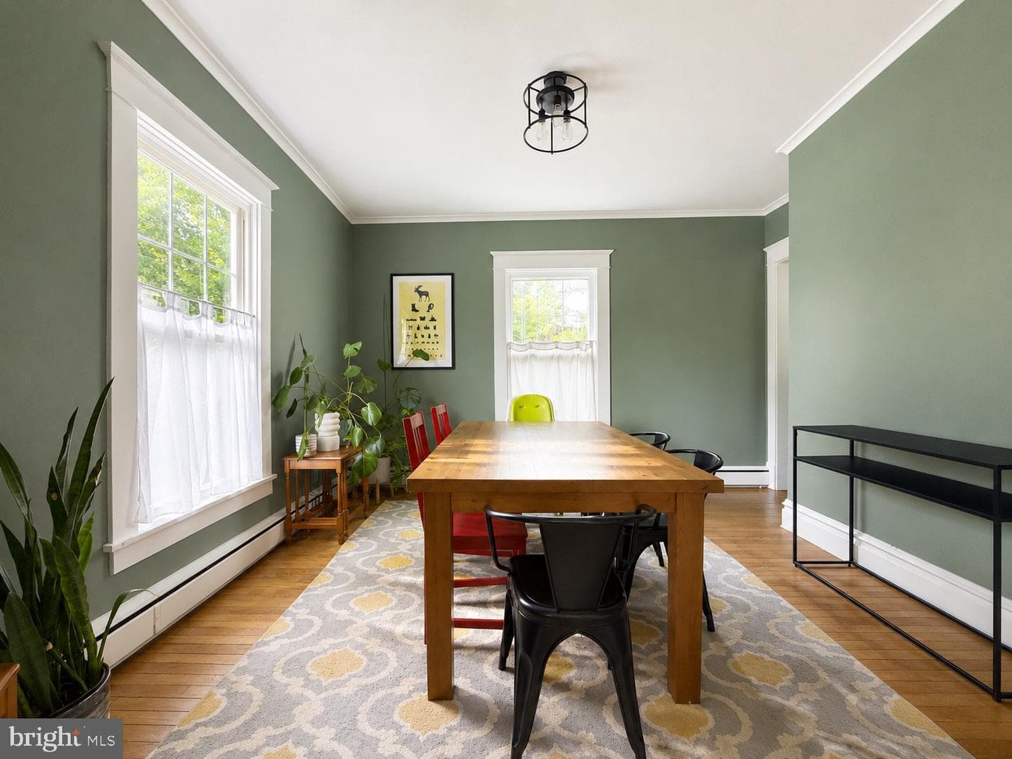 313 Pine Ave photo 8