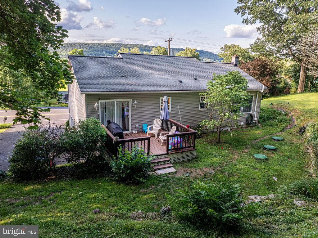 156 Columbia Hill Road photo 4